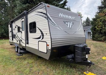 2017 keystone hideout bunkhouse model in exellent shape clean title