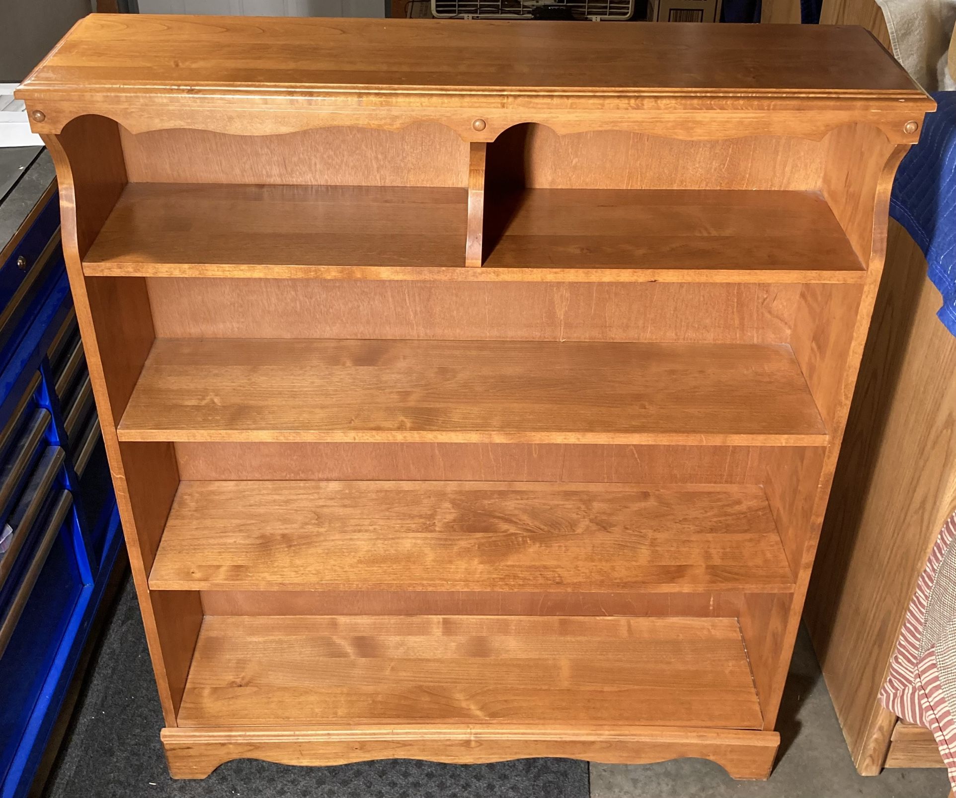 Solid Wood Bookcase  / Bookshelf  / Storage Display Shelves 