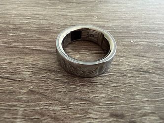Oura ring gen 4 - silver - size 9