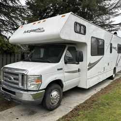 2010 FORD ECONOLINE MAJESTIC RV