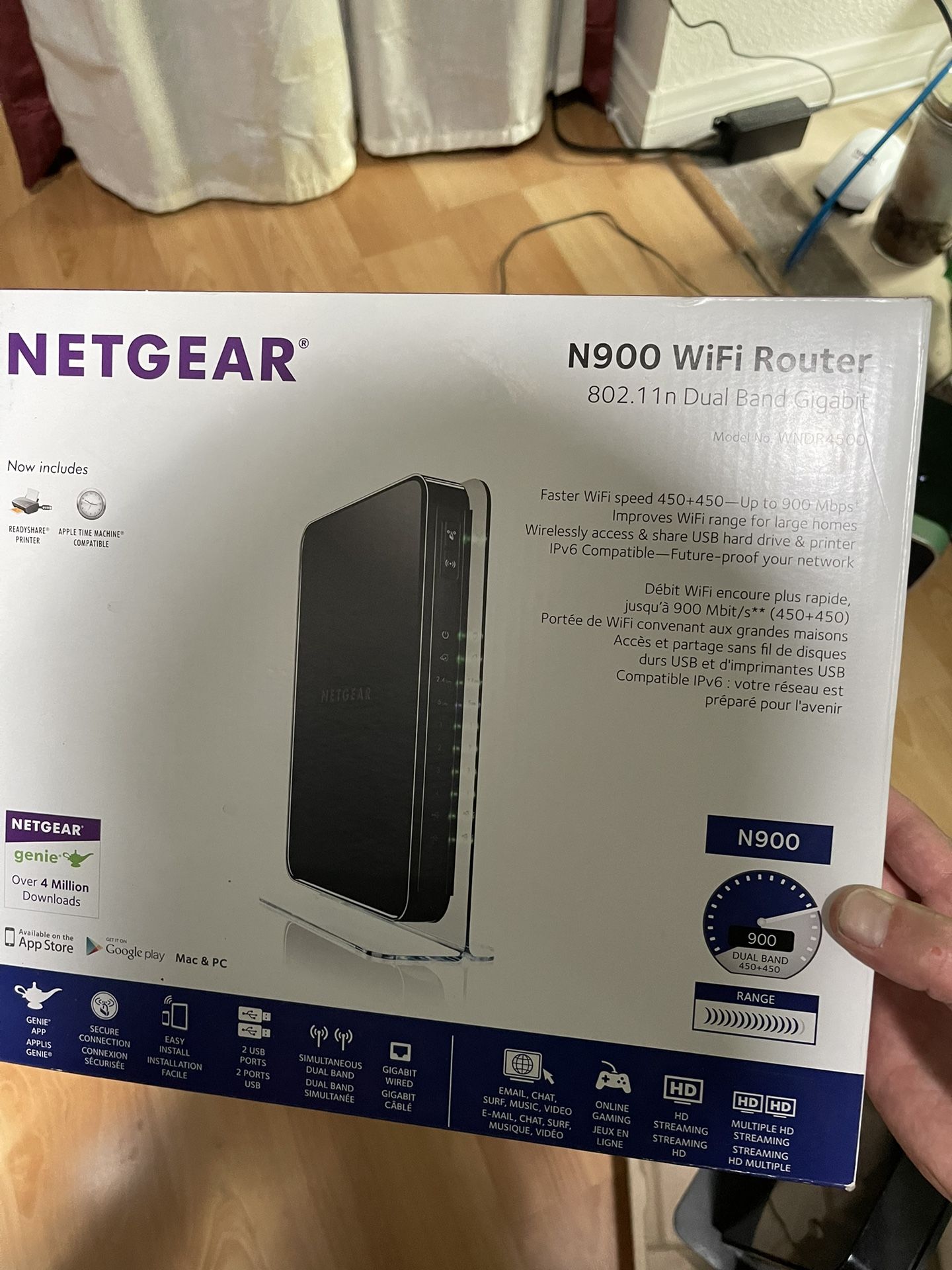 NETGEAR N900 WiFi Router