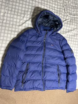 Men’s XL Tommy Hilfiger Puffer Jacket.