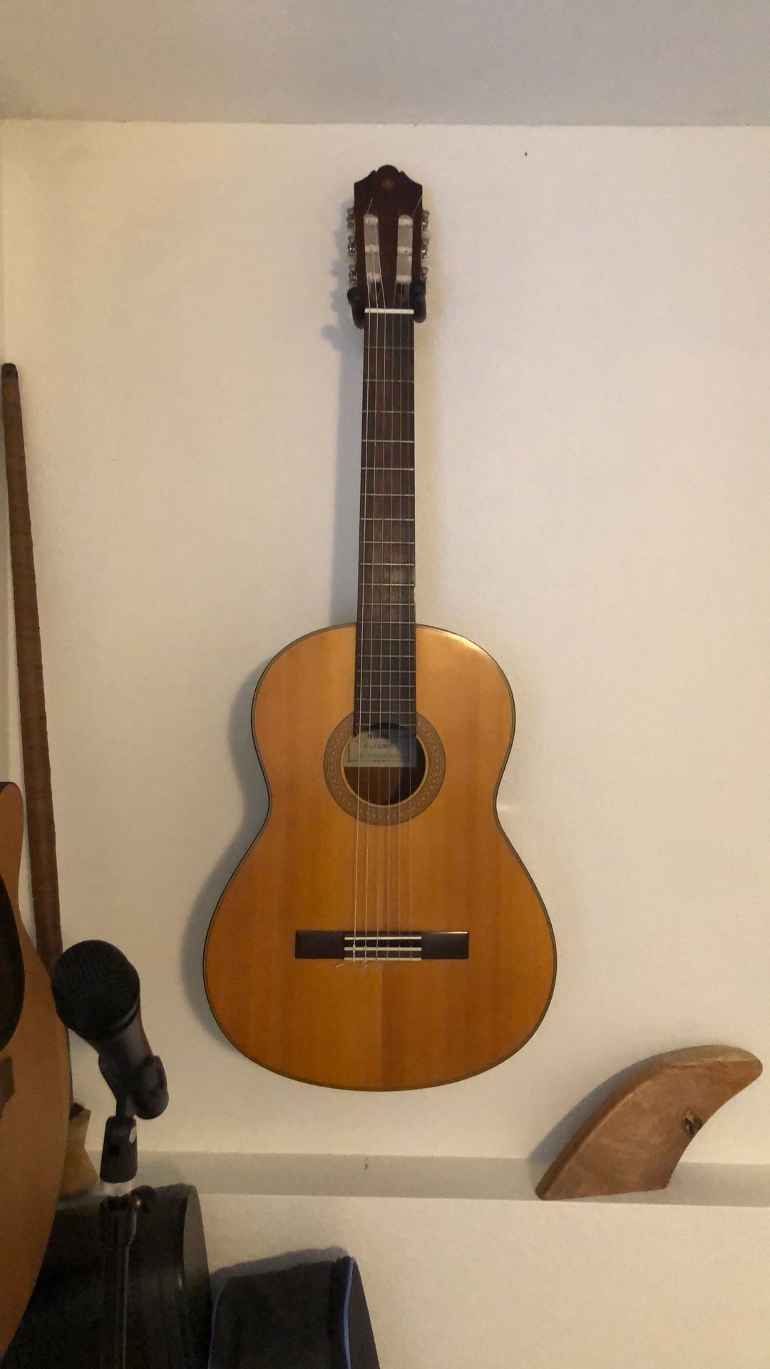 Yamaha CG122MS Classical Guitar