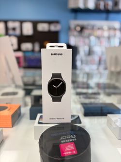 Samsung - Galaxy Watch8 Aluminum Smartwatch 44mm BlueTooth - Graphite SEALED