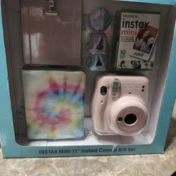 Instad Mini 11 Camera Gift Set