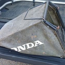 Honda hrr216 lawn mower bag and frame