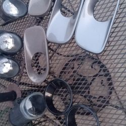 2001  2006 Fog Light And Three Sets Of Covers