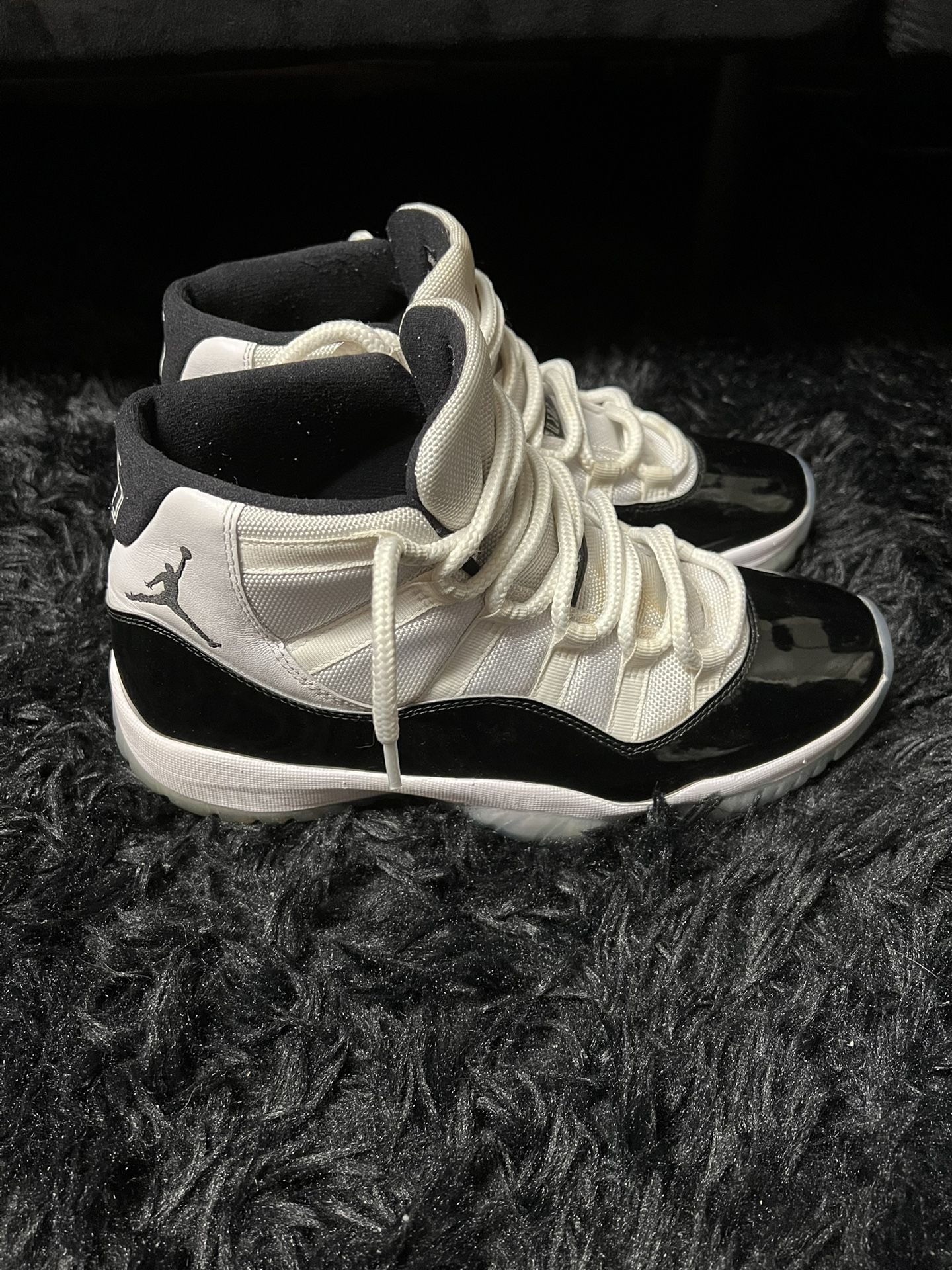 Jordan 11 Concord Size 9.5