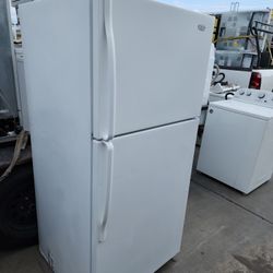 WHIRLPOOL 18CUFT FRIDGE 