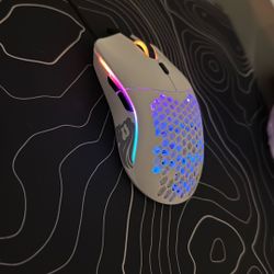 GLORIOUS Competitive Gaming Mouse (MATTE WHITE) Lightweight RGB Color Loop