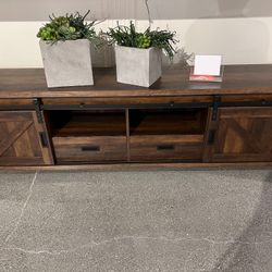 Rory TV Console