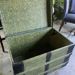Vintage Trunk