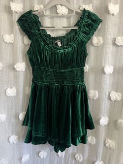Uo Rosie Velvet Smocked Romper In Green