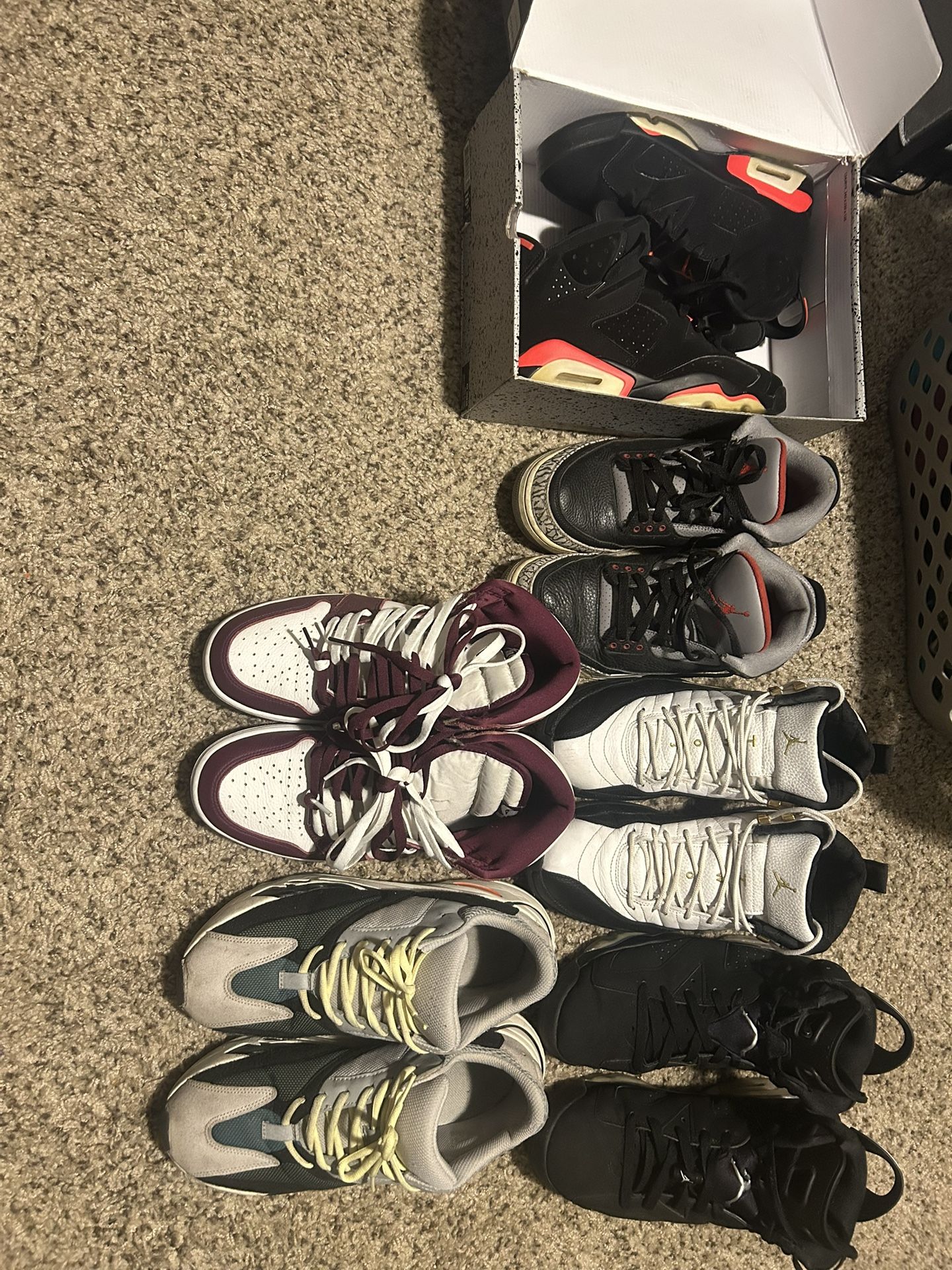 JORDANS/YEEZY SZ 10 & 10 1/2