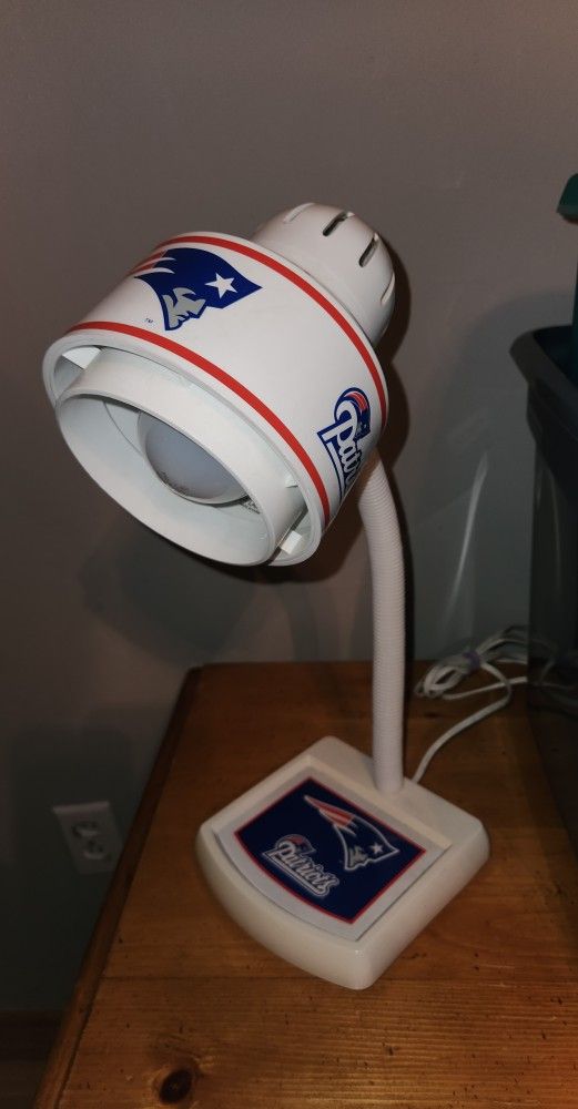 Patriots NFL Desk Lamp