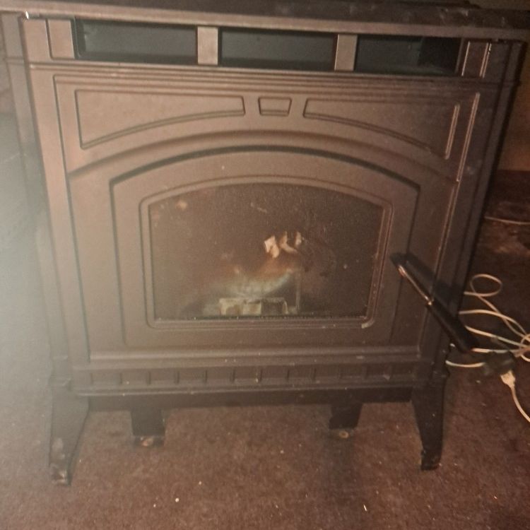 Pellet Stove PelPro TSC90 for Sale in Bernhards Bay, NY - OfferUp