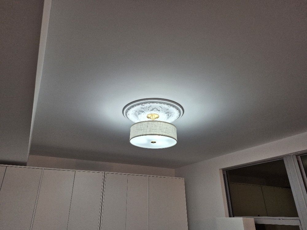 4 Beautiful Different Flushmount Ceiling Lamps In Mint Condition