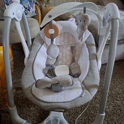 Baby. Swing 