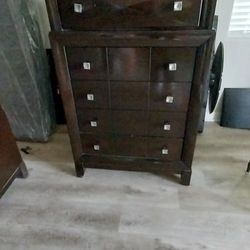 3 Piece Dresser set