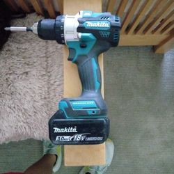 Makita 1/2' Hammer Drill 
