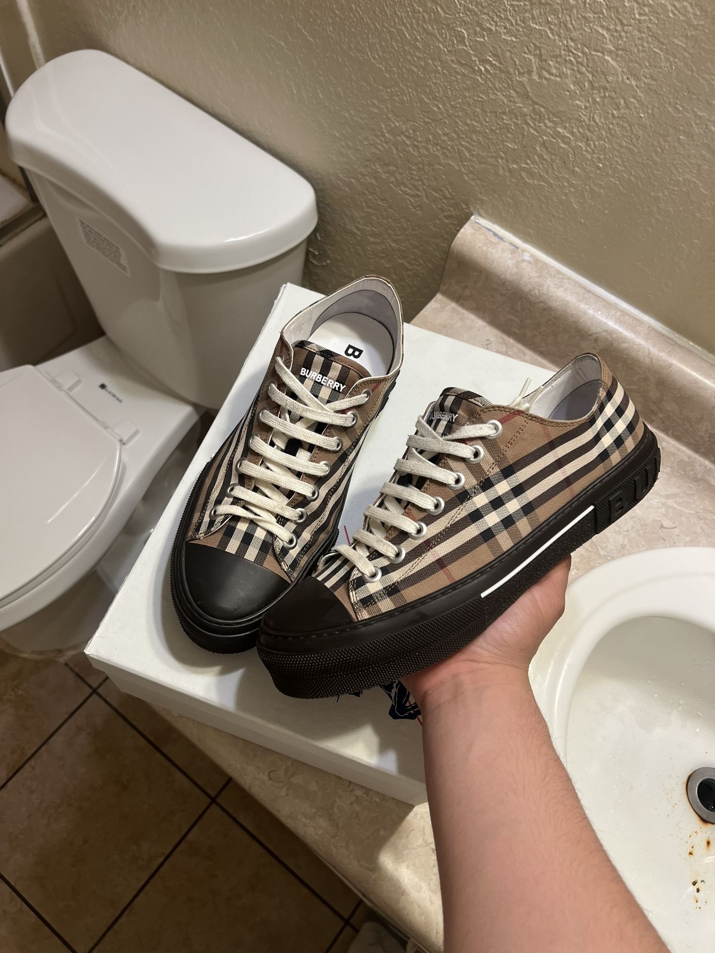 Burberrys