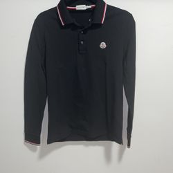 Moncler . Long Sleeve , Medium 