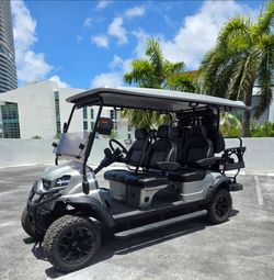 2025 Gorilla 6-Seater Lifted — Silver on Black Leather
