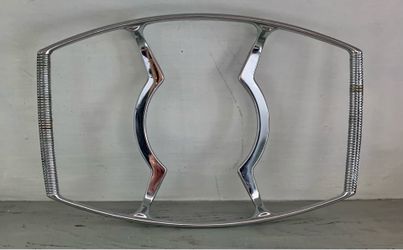 Vintage Corning ware Platinum series metal cradle/ carrier.  model # P-11- 2 1/2-m-1. Nice condition. 11 1/2” x 8”