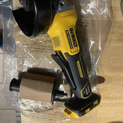 Dewalt 20v power detect brushless  5” grinder tool only new tool only 
