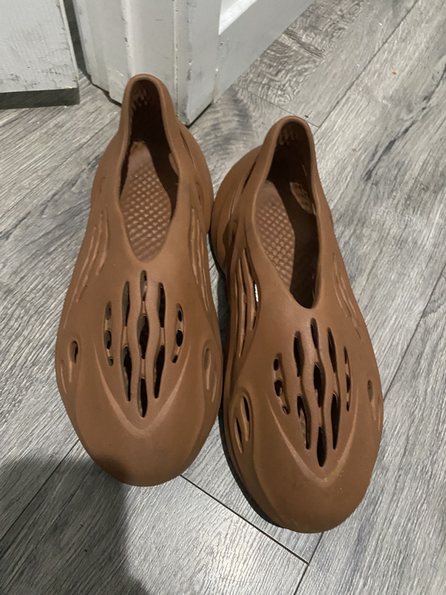 Adidas Yeezy Foam RNNR 13 Men’s 