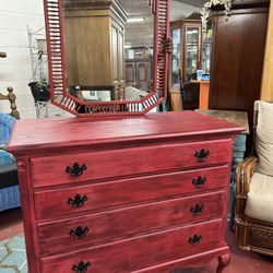 Dresser With Mirror