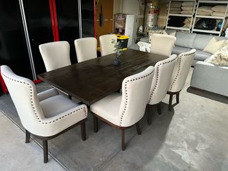 High quality dining set with 8 chairs