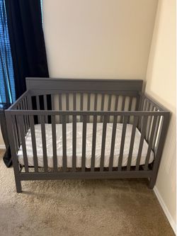 Convertible crib