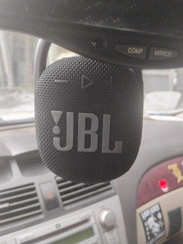 JBL Portable Blue Tooth Speaker