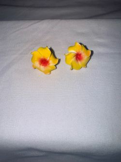 Flower earrings