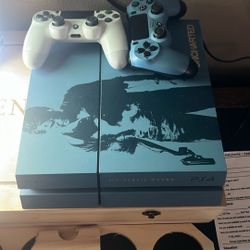Play Station 4 Uncharted With 2 Controllers 