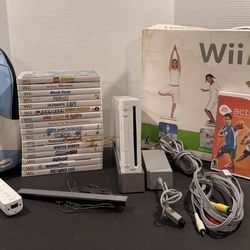 Nintendo Wii console bundle with accessories and games RVL-001