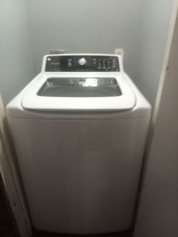 FRIGIDAIRE WASHER