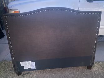 Queen Bed Frame  Good Condition 