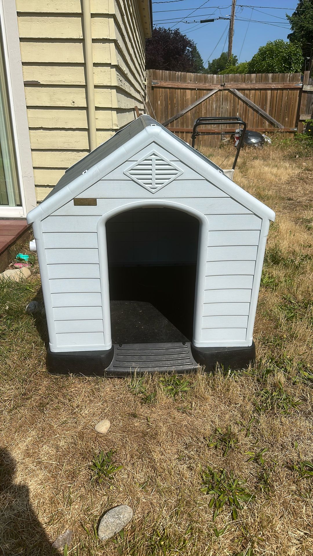 Dog House