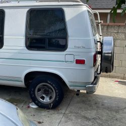 GMC VANDURA 2500