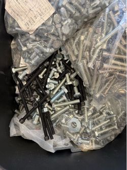 1000+ Pc Metric Hardware Assortment - Bolts, Screws, Allen Cap Screws
