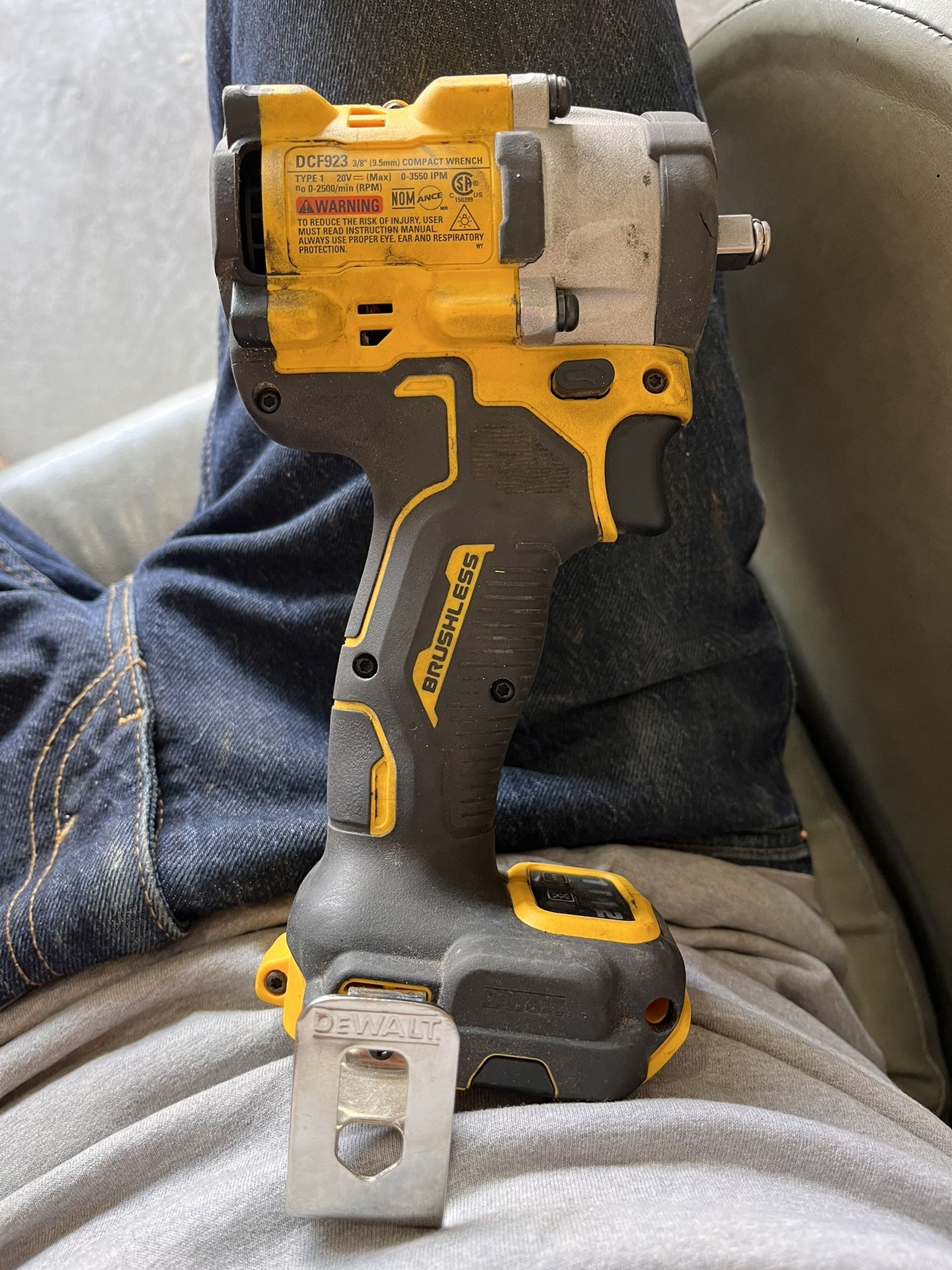 Dewalt 3/8 impact Wrench Atomic Compact Brushless for Sale in Ysleta