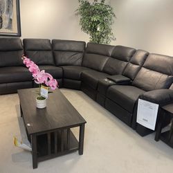 Brown Sectional 