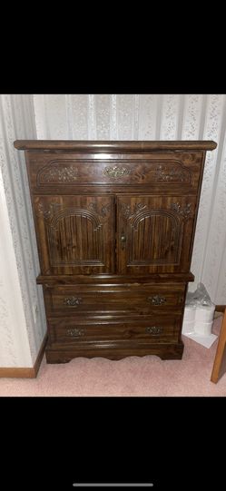 Bedroom Furniture Set Of 4