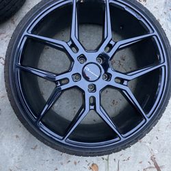 20 Inch Black Giovanna Staggered Rims 114.3  Bolt Pattern 