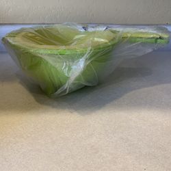 New Colander Tupperware 