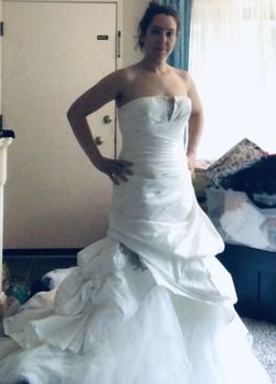 Wedding Gown (unhemmed, Never Altered)