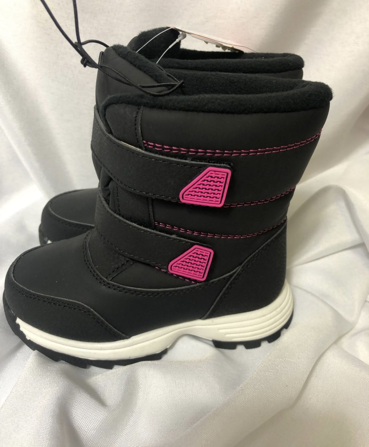 Wonder nation new with tags toddler Girls   snow boots ❄️❄️-Size 9