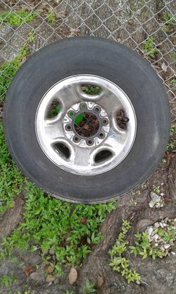 Truck rim w/ tire